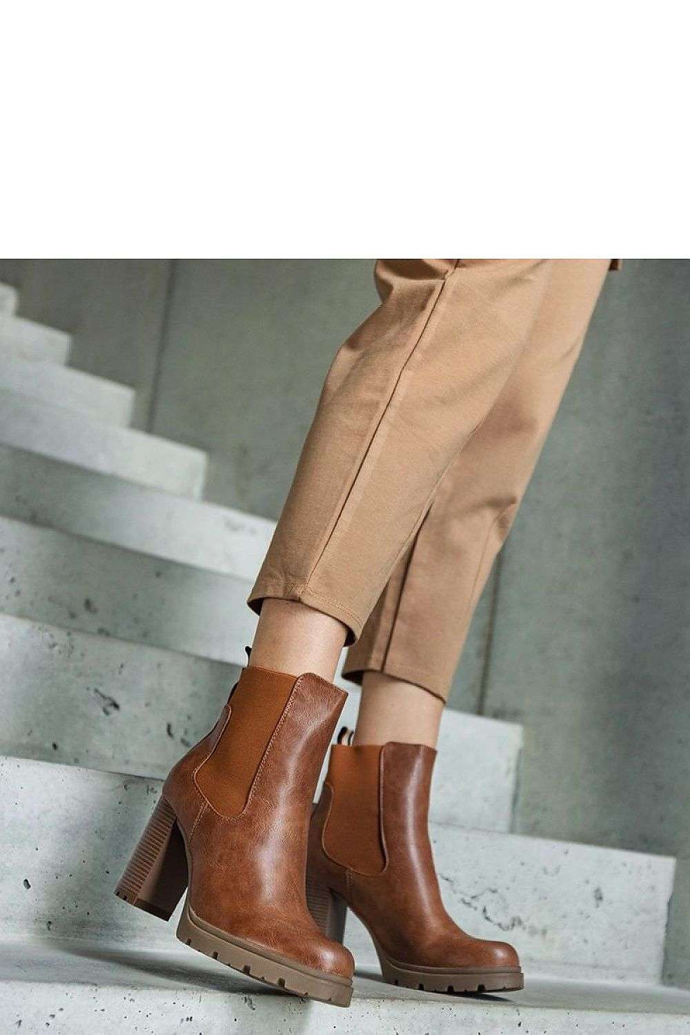 Heel boots model 206440